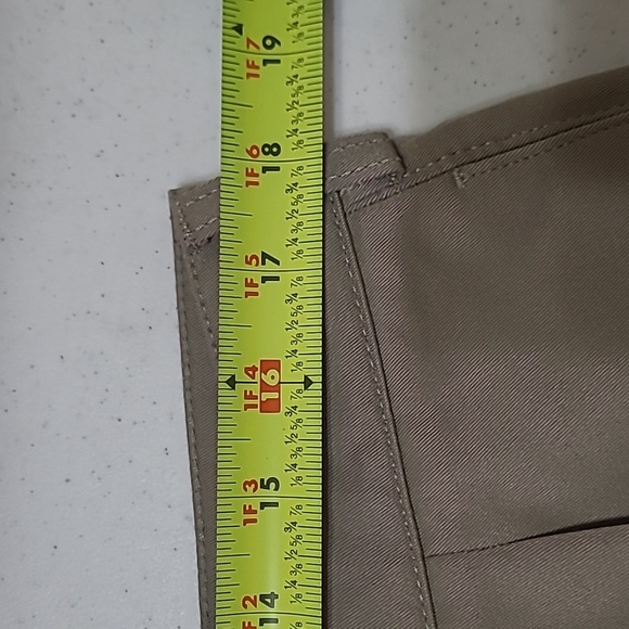 NWT Savane Men's Pleated Khaki Pants with cuffed hem size 36x30 - Picture 7 of 9